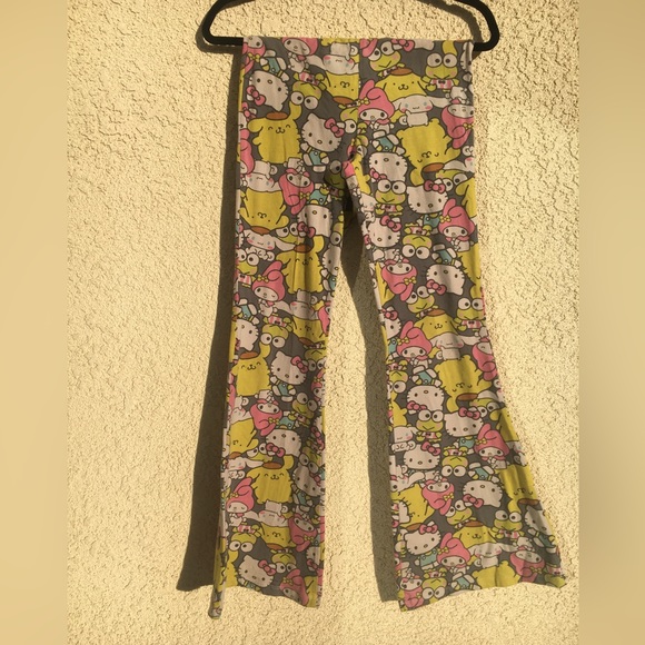 SOLD-Casual Hello Kitty bell bottom pants - Picture 6 of 6